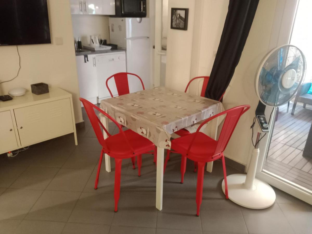 Studio Centre Avec Terrasse Lägenhet Menton Exteriör bild